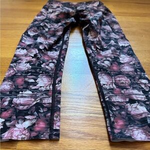 Lululemon Fast and Free Crop II Legging Nulux 19" Peony Multi EUC